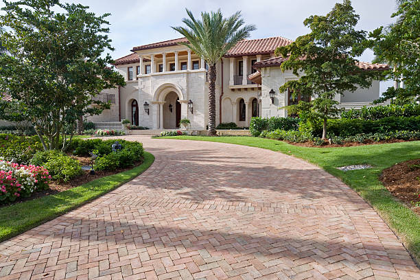 Best Driveway Resurfacing Pavers  in Mcleansboro, IL